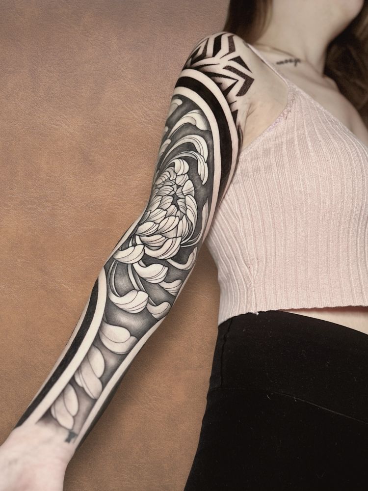 E_esposto_tatuatrice_italiana (19)