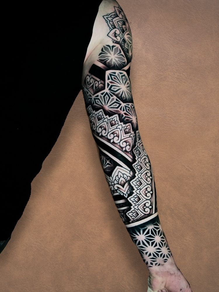 E_esposto_tatuatrice_italiana (25)